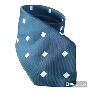 Warden Brooks LTD. New York Tie